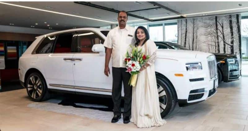 Indian Origin Canada citizen gift Rolls royce cullinan car to his wife for wedding anniversary