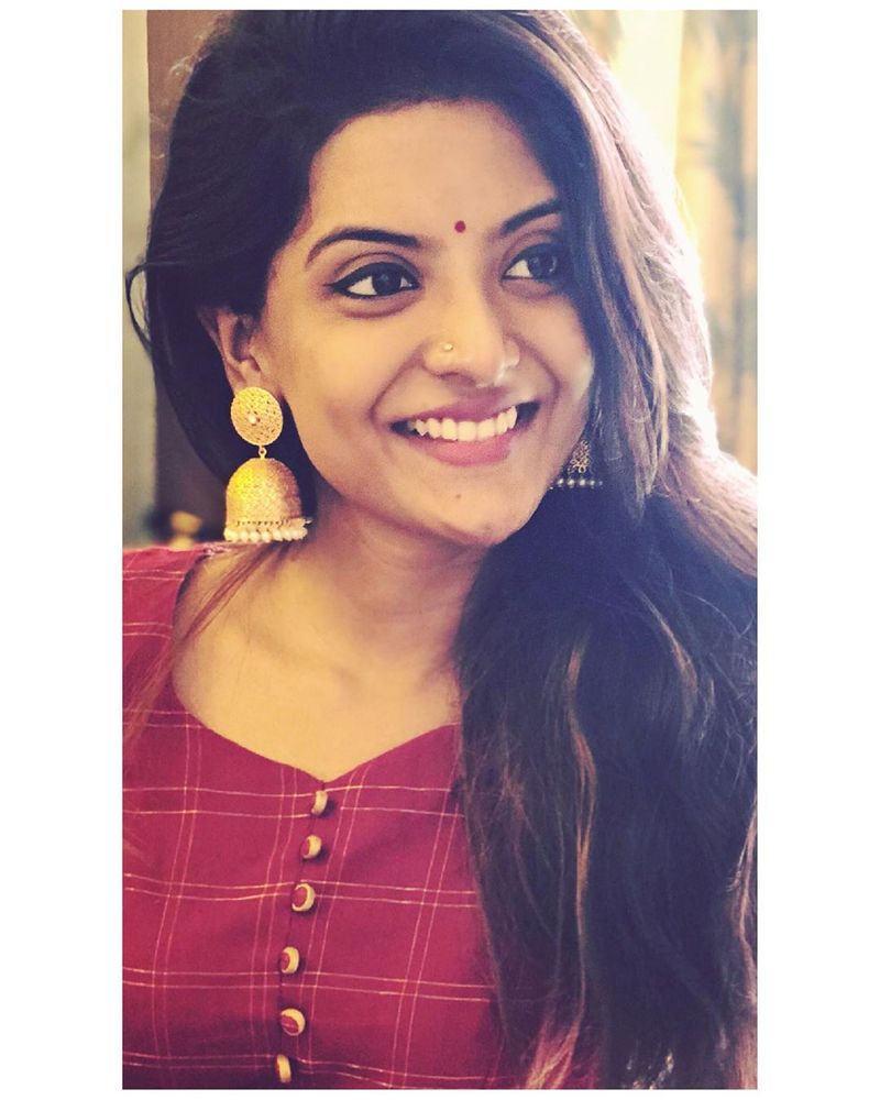 Nivedithaa