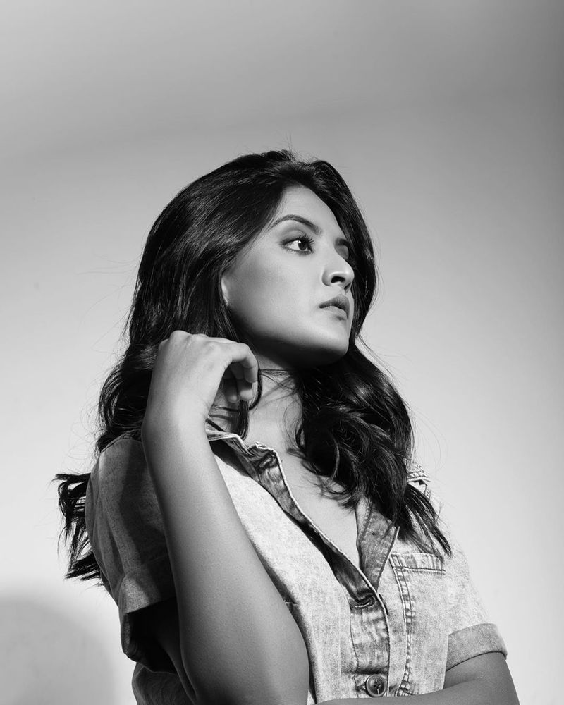 Nivedithaa