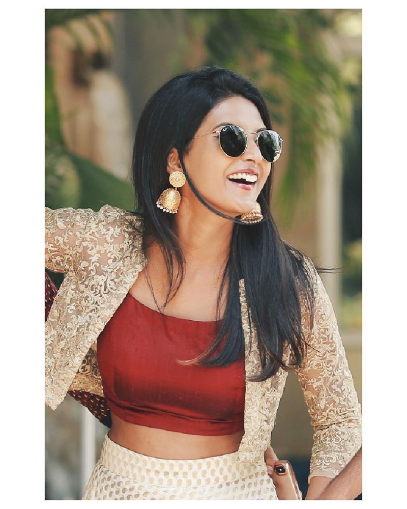 Nivedithaa