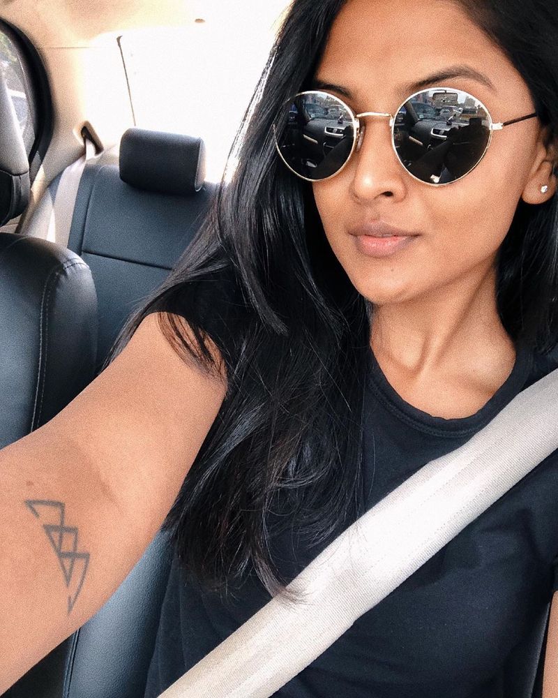 Nivedithaa