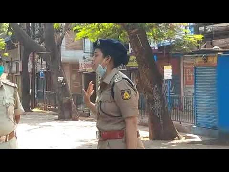 एसीपी ने उस डॉक्टर का नाम सईद सादिक बताया और कहा- "मुझे जन्म मेरी मां ने दिया है लेकिन दूसरा जीवन एक मुस्लिम डॉक्टर ने। आज वो इस दुनिया में नहीं हैं भगवान उनकी आत्मा को शांति दे।"