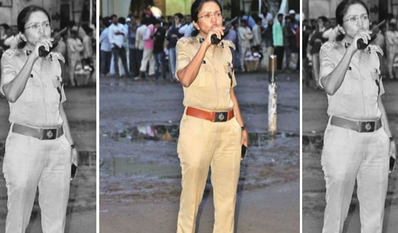 डॉ. आरती लॉक डाउन को प्रभावी बनाने कोई कसर नहीं छोड़ रहीं। बता दें कि महाराष्ट्र में शुक्रवार को कोरोना से मौत का आंकड़ा 100 पार कर चुका है। वहीं, संक्रमितों की संख्या 1574 हो चुकी है।