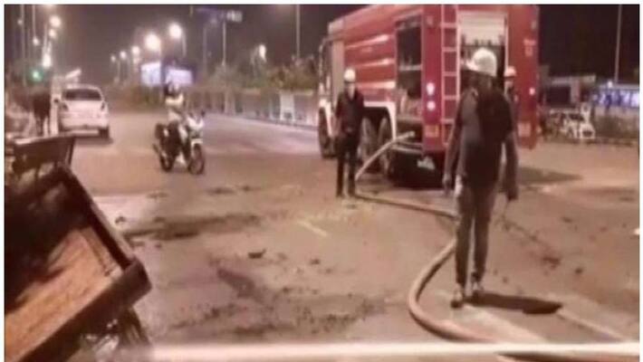 migrant workers set ablaze on vehicles migrant workers set ablaze on vehicles