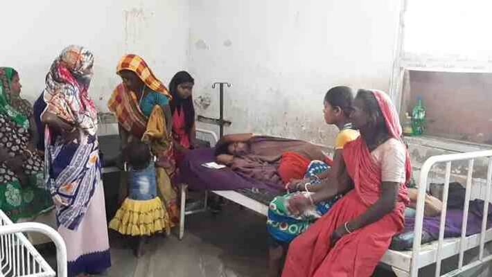 anm slaps pregnant woman during delivery in jamui, bihar pra anm slaps pregnant woman during delivery in jamui, bihar pra