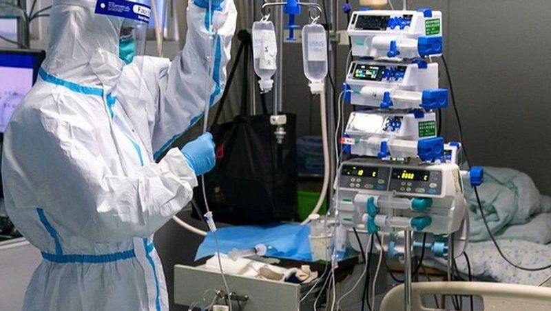 फ्रांस में कोरोना के 1061 मरीजों पर लगातार 3 दिनों तक इन दोनों दवाओं के जरिए इलाज किया गया। नौंवे दिन जब जांच की गई तो 973 मरीज (91.7%) पूरी तरह संक्रमणमुक्त हो गए। नतीजों में यह भी पता चला कि इस इलाज से किसी भी तरह का कार्डियक खतरा नहीं है और इसके सेवन से मरीज 98% तक पूरी तरह ठीक हो गए।