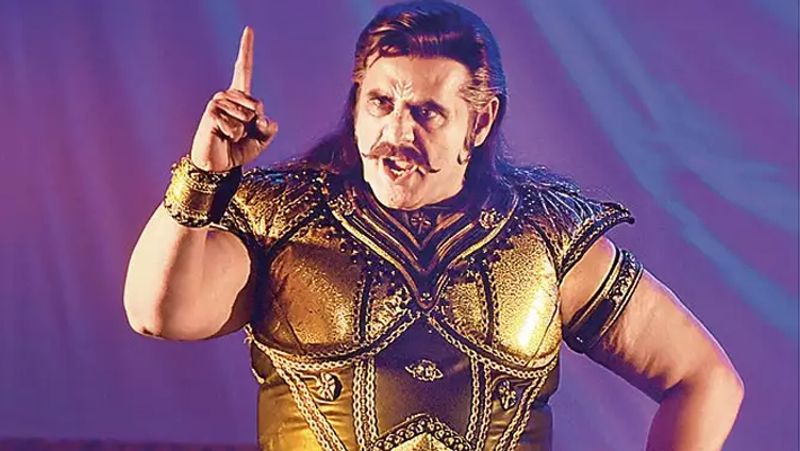 वो कहते हैं कि 'उनको ऐसा नहीं कहना चाहिए था। सोनाक्षी AVM की स्टूडेंट हैं और उनके बच्चे भी वहां पढ़े थे। अगर उन्हें रामायण के एक सवाल का जवाब नहीं पता, इसका मतलब ये तो नहीं कि दुनिया का अंत हो गया।'