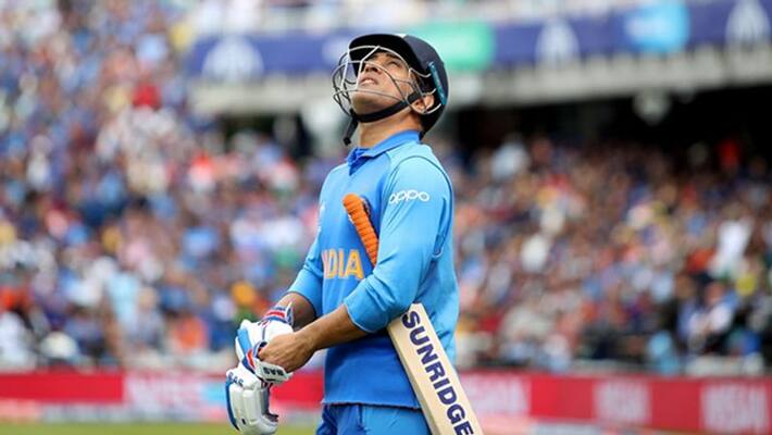Aakash Chopra says that Dhoni's India Comeback was not dependent on IPL Aakash Chopra says that Dhoni's India Comeback was not dependent on IPL