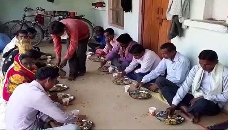 23 तारीख की सुबह 8:00 का रिजर्वेशन था, लेकिन लॉकडाउन की वजह से नहीं जा पाए। उसी दिन से घर पर ही इनका अरेंजमेंट किया गया है। हमने प्रशासन को भी सूचना दी थी। वहां से स्वास्थ्य विभाग की टीम आई थी। प्रशासन ने कहा कि जब तक लॉकडाउन है तब तक जाने की कोई व्यवस्था नहीं है।