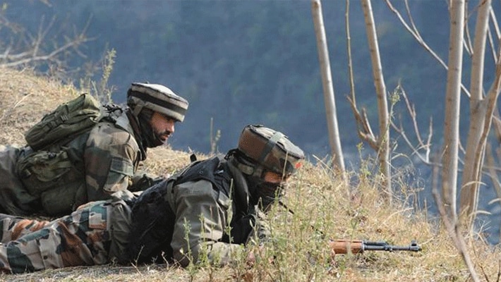 सेना के मुताबिक, पाकिस्तान की फायरिंग के बाद हमने भी जवाबी कार्रवाई की है। इसमें आतंकी ठिकानों और पाकिस्तानी आर्मी को जानमाल का नुकसान हुआ है।