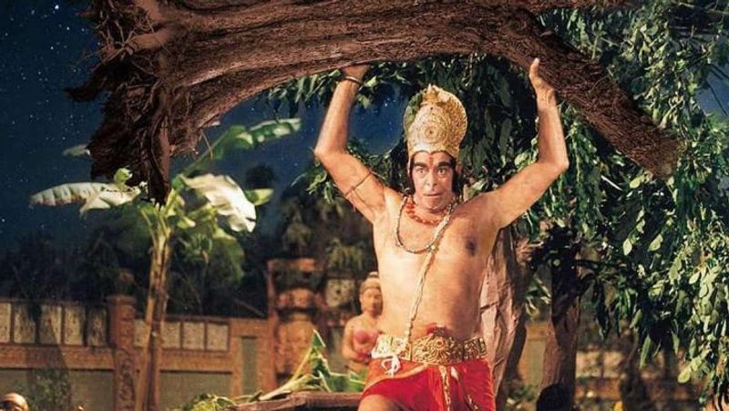 विंदू ने बताया कि वे अपने पिता के साथ शूटिंग लोकेशन पर जाया करते थे। रामायण की शूटिंग लोकेशन सूरत के उमरग्राम में थी। शो की पूरी कास्ट एंड क्रू ट्रेन से सूरत जाती थी। शूटिंग 5-6 दिनों के लिए होती और फिर वे लोग वापस 2-3 दिन के लिए मुंबई लौट आते थे।