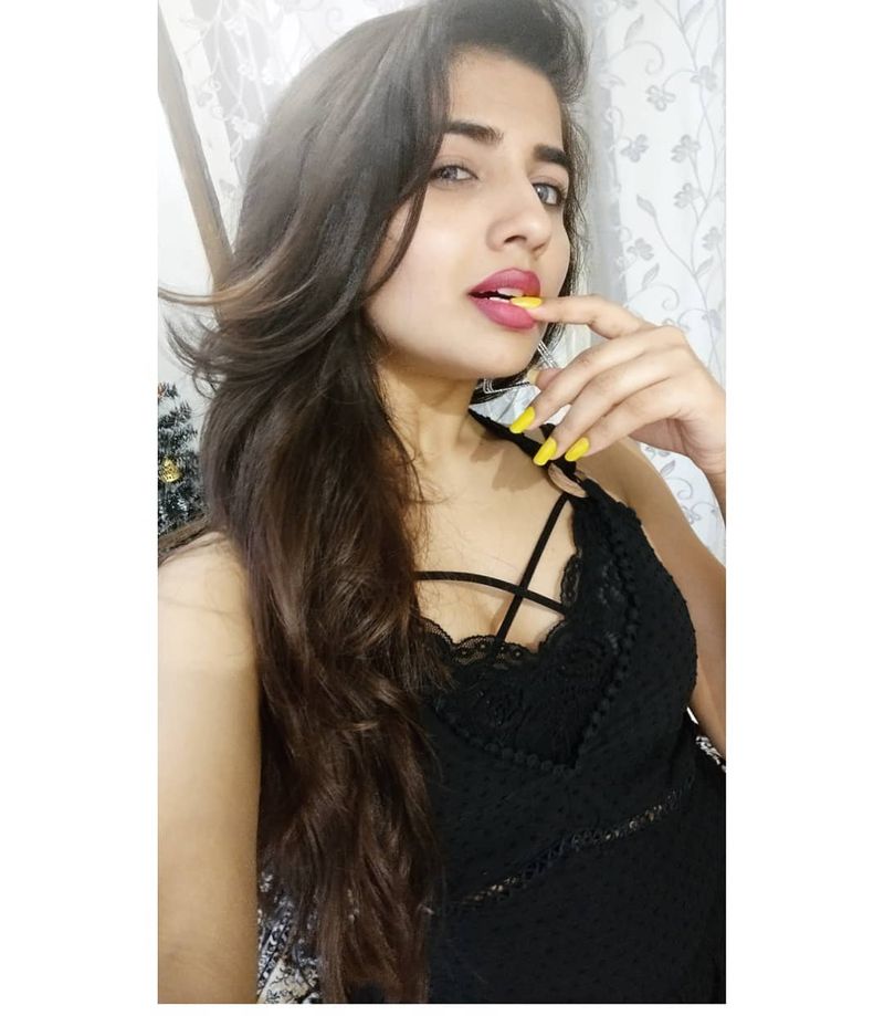 Nishi singh