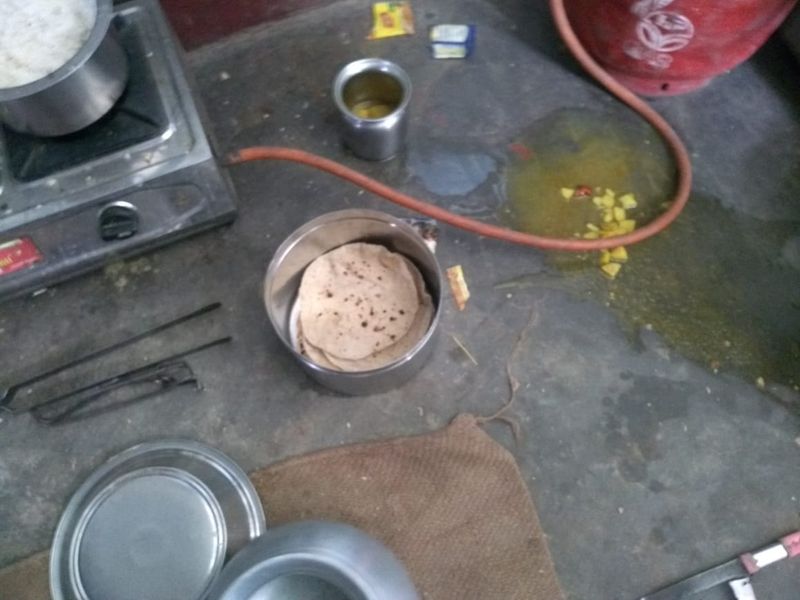 इस वक़्त महिला को पुलिस हिरासत में ले लिया गया है। साथ ही भदोई पुलिस ने एक रसोई की दो तस्वीरें शेयर करते हुए ये दावा भी किया है कि मंजू देवी के घर में खाने की कमी नहीं थी। पुलिस ने महिला को मानसिक रूप से बीमार भी बताया है।