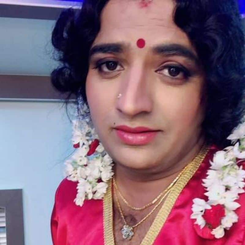 actor sathish lady getup video goes viral