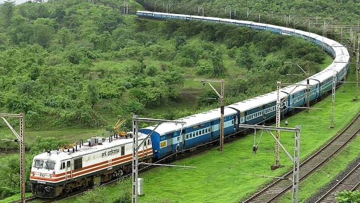 Union Minister D V Sadananda Gowda says Special Train to North India for Bring Back Kannadigas Union Minister D V Sadananda Gowda says Special Train to North India for Bring Back Kannadigas