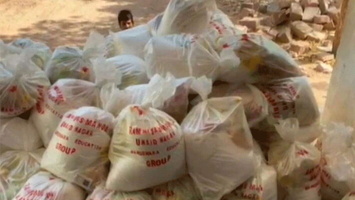 कोरोना योद्धा रामनिवास मंडा के इस राशन के एक पैकेट में करीब 750 रुपए का खर्च आता है। इस पैकेट में आटा, दाल, तेल, नमक, हल्दी, मिर्ची, धनिया, साबुन, बिस्किट, माचिस जैसी कई डेली उपयोग में आने वाली वस्तुएं होती हैं।
