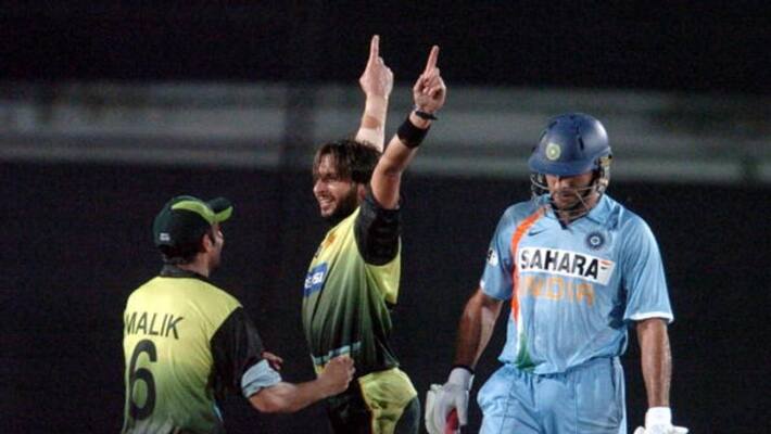 Shahid Afridi reveals he had donated USD 10,000 USD to Yuvraj Singhs foundation Shahid Afridi reveals he had donated USD 10,000 USD to Yuvraj Singhs foundation