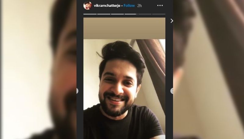 অভিনেতা বিক্রম চট্টোপাধ্যায় নিজের ইনস্টাগ্রামে সকলকে নববর্ষের শুভেচ্ছা জানিয়ে সকলকে বাড়িতে থাকতে অনুরোধ করলেন।