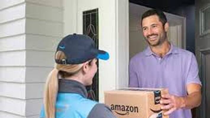 Amazon Hire 1.75 Lakh Employees for Deliver Online orders to US People Amazon Hire 1.75 Lakh Employees for Deliver Online orders to US People