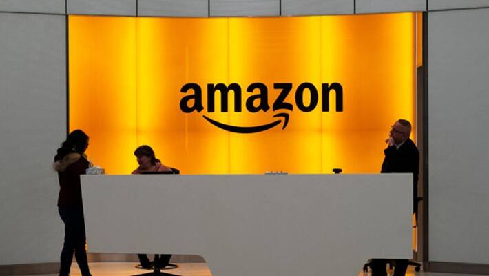 Amazon give full time jobs to temporary employees Amazon give full time jobs to temporary employees