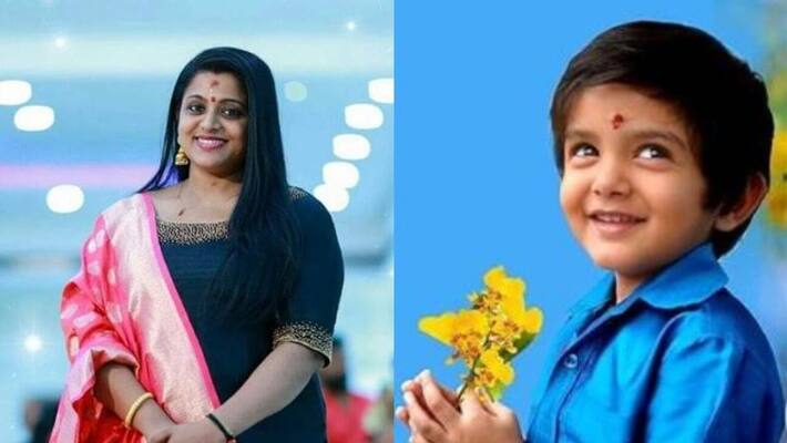 Biggboss malayalam fame veena nair's shared her sons voice chat with mohanlal Biggboss malayalam fame veena nair's shared her sons voice chat with mohanlal
