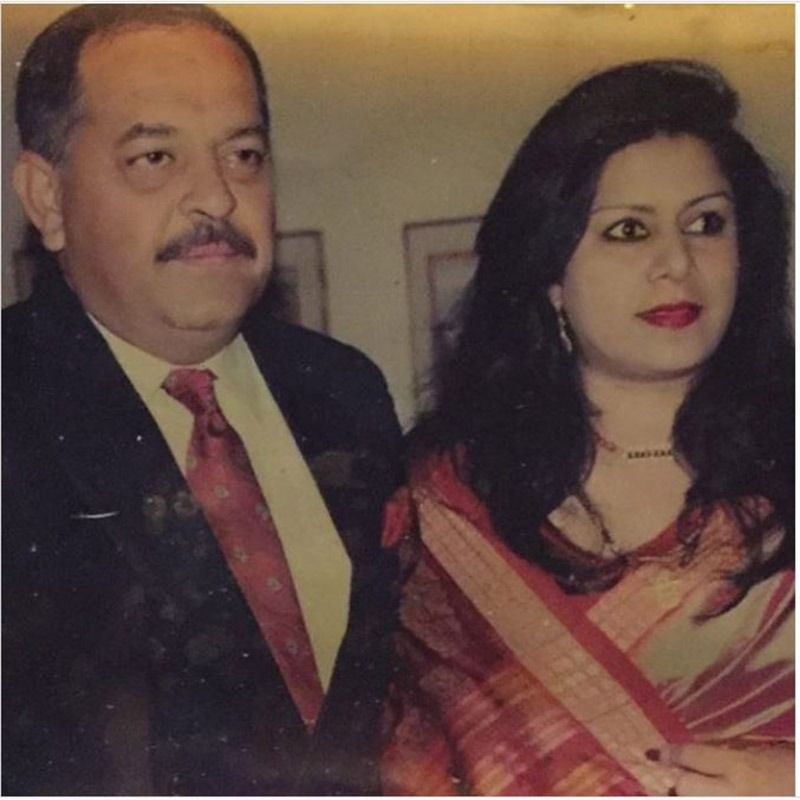 সম্প্রতি এক সাক্ষাৎকারে সেলিনা জানিয়েছেন, তার মা, বাবা এবং এক সন্তানের মৃত্যুর পর তিনি পুরোপুরি মানসিক রোগের শিকার হয়েছিলেন।