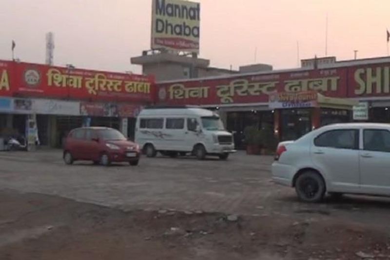 इसके अलावा हाईवे पर ढाबे, ट्रक रिपेरिंग की दुकानें 20 अप्रैल से खुलेंगी।
