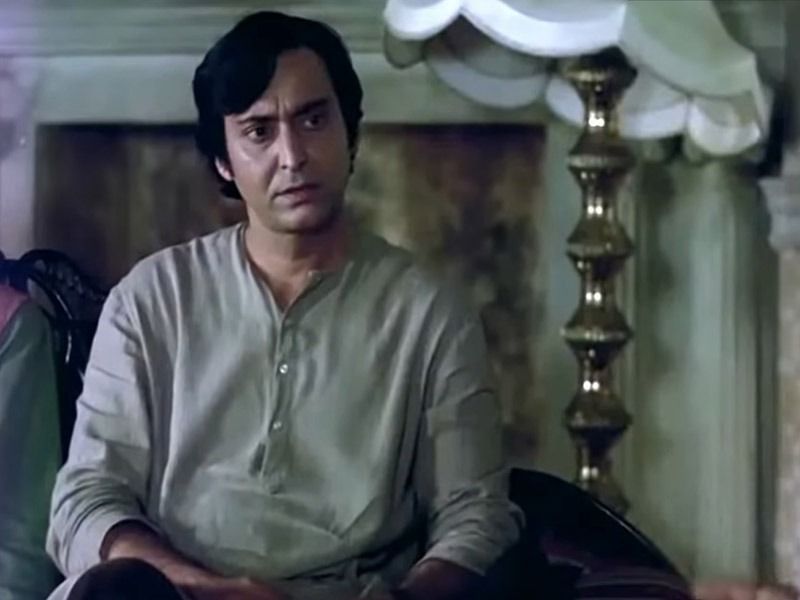 ফেলুদাঃ সত্যজিৎ রায় সৃষ্ট এই চরিত্র বাংলার অন্যতম গোয়েন্দা। ৫০ বছর আগে তাঁর সৃষ্টি। তিনি নিজেই পরিচালনা করে পর্দায় তুলে ধরেছিলেন সোনার কেল্লা। সালটা ১৯৭৪। এই চরিত্রে অভিনয় করেছিলেন সৌমিত্র চট্টোপাধ্যায়, পরবর্তীতে সব্যসাচী চক্রবর্তী ও আবির চট্টোপাধ্যায়।