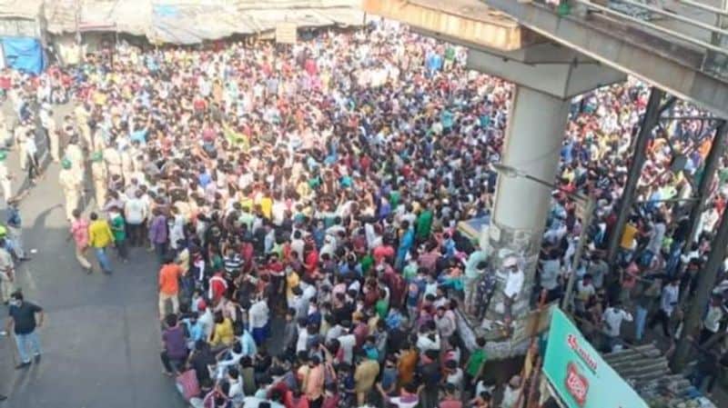2,684 കൊറാണാ വൈറസ് ബാധകരുള്ള മുംബൈയില് 178 പേരാണ് മരിച്ചത്. മരണനിരക്ക് 6.63 ശതമാനമാണ്. 1,510 കൊറാണാ വൈറസ് ബാധകരുള്ള ദില്ലിയിൽ 28 മരണങ്ങളും (മരണനിരക്ക് 1.85%), 1,173 വൈറസ് ബാധകരുള്ള തമിഴ്നാട്ടിൽ 11 മരണങ്ങളുമാണ് (മരണനിരക്ക് 0.93% ) റിപ്പോർട്ട് ചെയ്തത്.