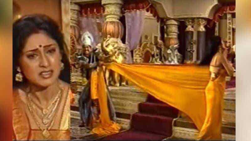 মহাভারতের দ্রৌপদীর চরিত্রে অভিনয় করে সাড়া ফেলে দিয়েছেন বাঙালি অভিনেত্রী রূপা গাঙ্গুলী।