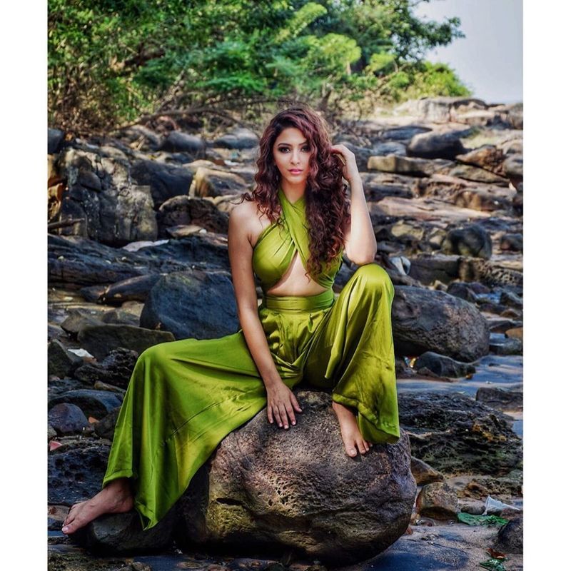 Eshanya maheshwari 