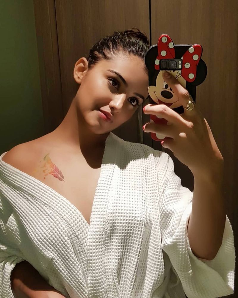 Malavikasharma 