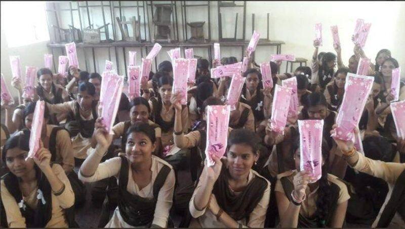 Lock down closes schools, buses, and shops, rajasthani girls struggle to find sanitary napkins