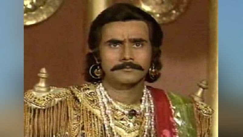 पुनीत ने दुर्योधन को ऐसे निभाया था कि लोगों ने उनको सिर्फ उस किरदार के रूप में ही याद रखा। खुद पुनीत ने एक इंटरव्यू में बताया था कि शूटिंग के समय एक महिला ने उन्हें यहां तक कह दिया था कि वो पांडवों को उनके पांच गांव वापस दे दें।