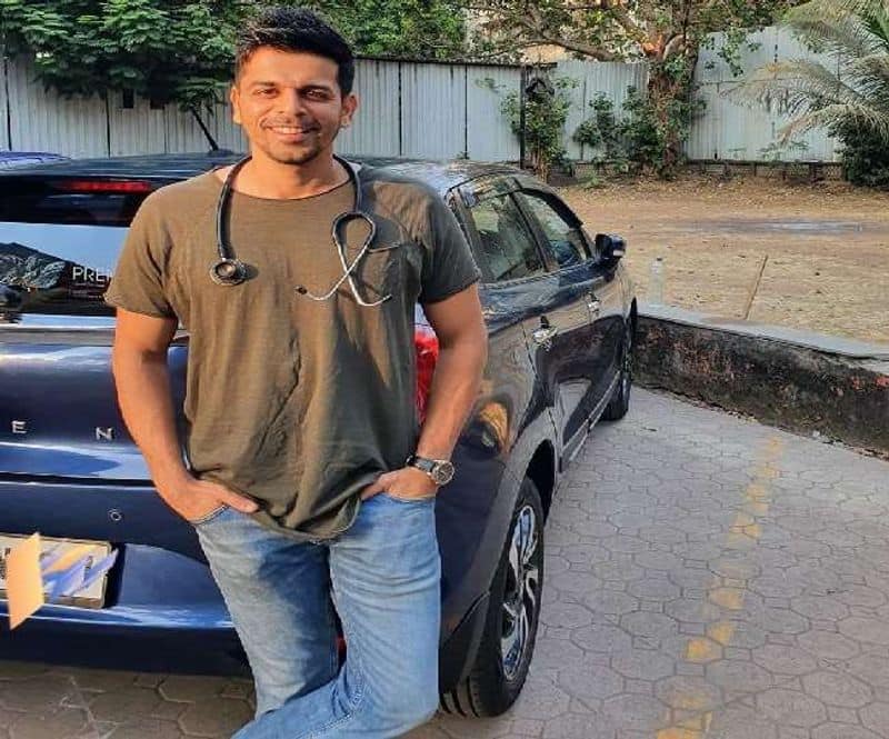 Corona Outbreak Young Actor Turns To Doctor Duty