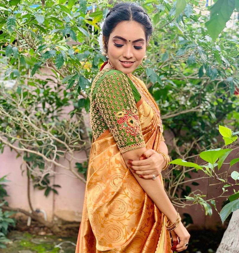 Pavithra janani 