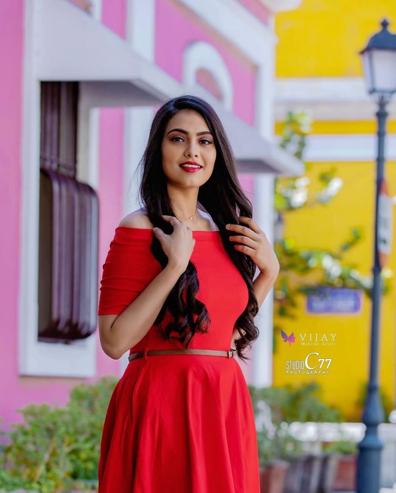 Pavithra janani 