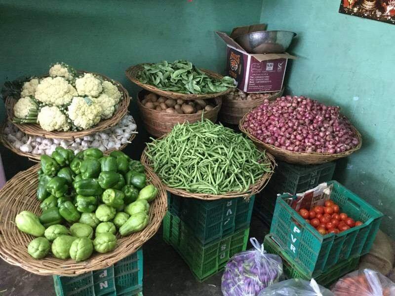 tamilnadu thottakalai gave vegetables for public reasonable rate's