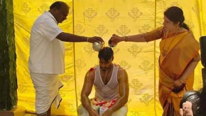 BS Yediyurappa support Kumaraswamy on Son's wedding BS Yediyurappa support Kumaraswamy on Son's wedding