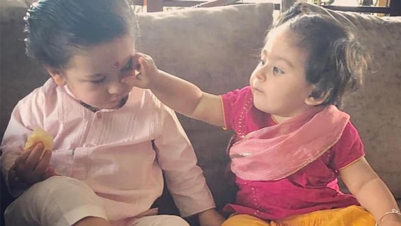 करीना अक्सर इंस्टाग्राम पर अपने पोस्ट्स के सहारे फैंस को अपनी लाइफ से जुड़े अपडेट्स देती रहती हैं। उन्होंने कुछ समय पहले ही इंस्टाग्राम पर अपना अकाउंट बनाया था।