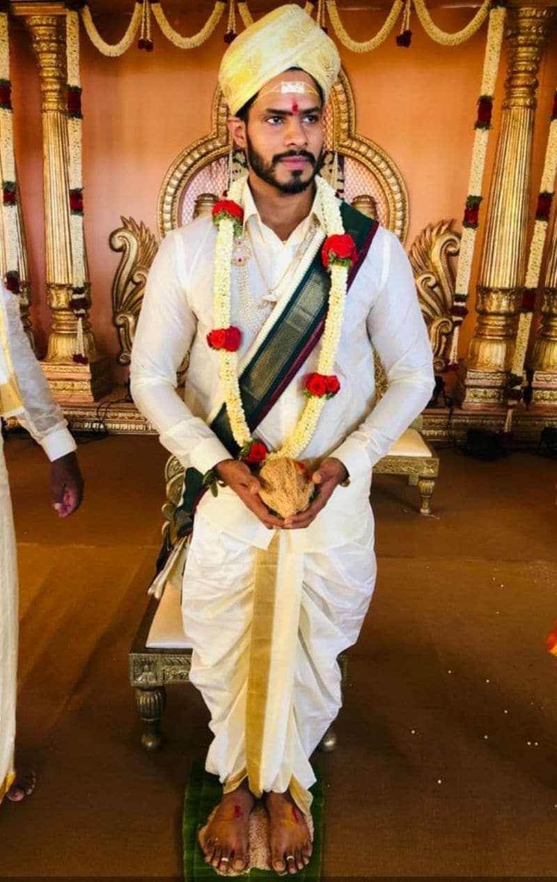 The wedding took place between 9:15 am and 10am which is considered auspicious according to the astrologer of the HD Deve Gowda family.
