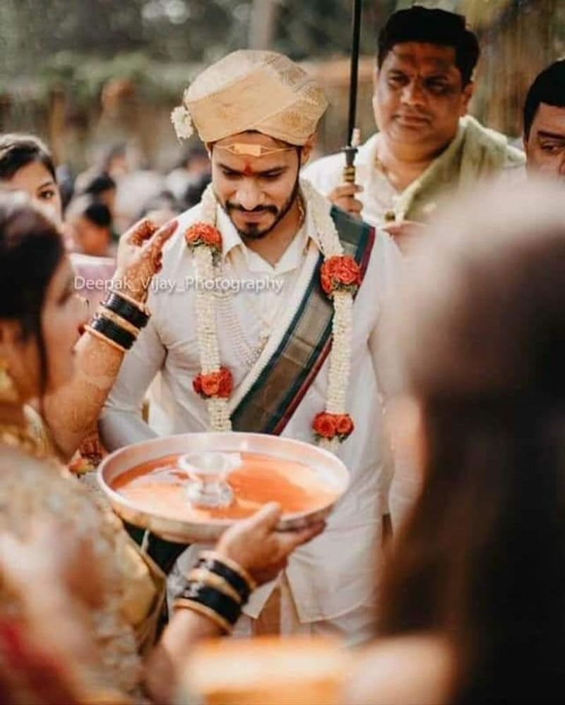Nikil Kumarasamy - Revathy Marriage Photos