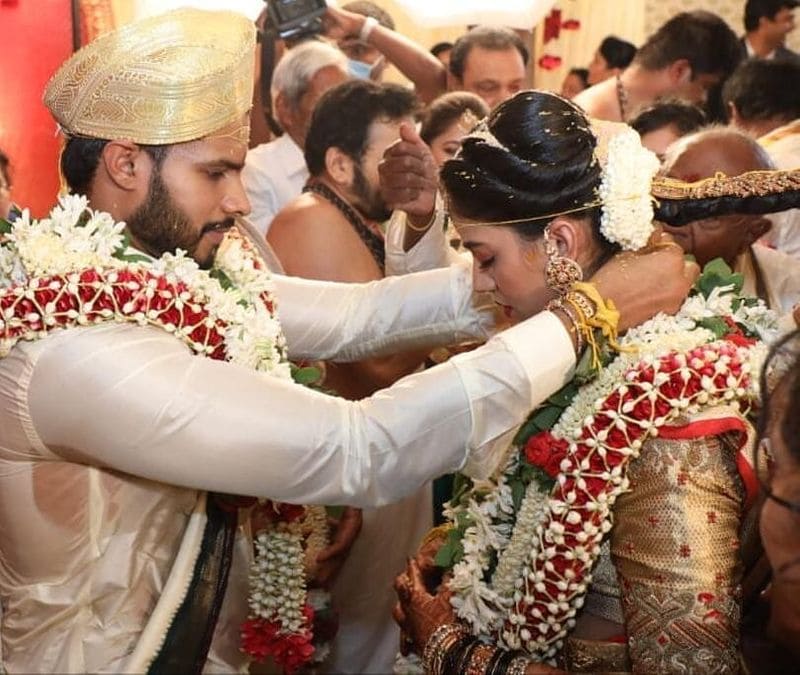 Nikil Kumarasamy - Revathy Marriage Photos