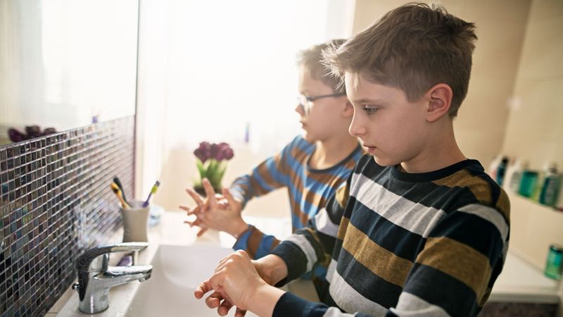 sibling rivalry is good for children says scientist