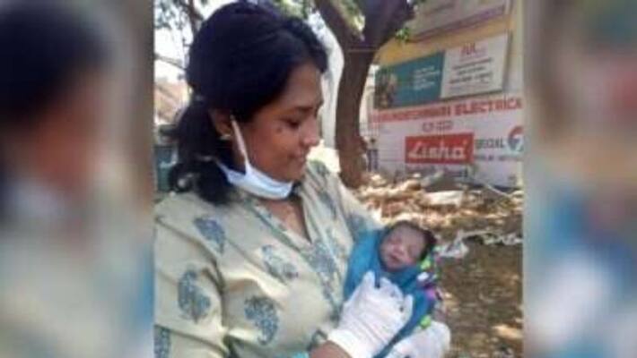 pregnant women walking seven kilometers after her birth child in dental clinic pregnant women walking seven kilometers after her birth child in dental clinic