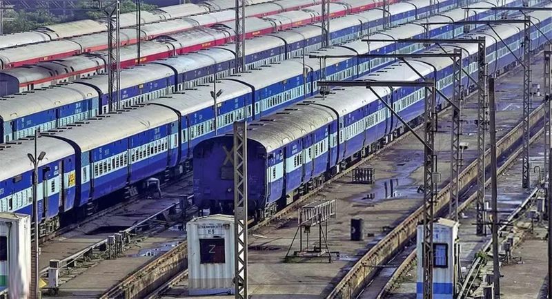 ग्रुप ऑफ मिनिस्टर्स की बैठक में कहा गया है कि इस बारे में स्वास्थ्य मंत्रालय की राय और पीएम मोदी द्वारा हालात के आकलन के बाद ही अंतिम फैसला लिया जाएगा। 