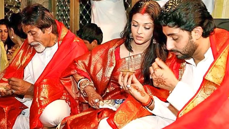 ঐশ্বর্য অভিষেকের প্রেম এবং বিয়ে নাকি পুরোটাই আসলে শো অফ। সিনেপ্রেমীদের থিওরি অনুযায়ী, একে অপরের সঙ্গে সুখি নন সেলেব দম্পতি।