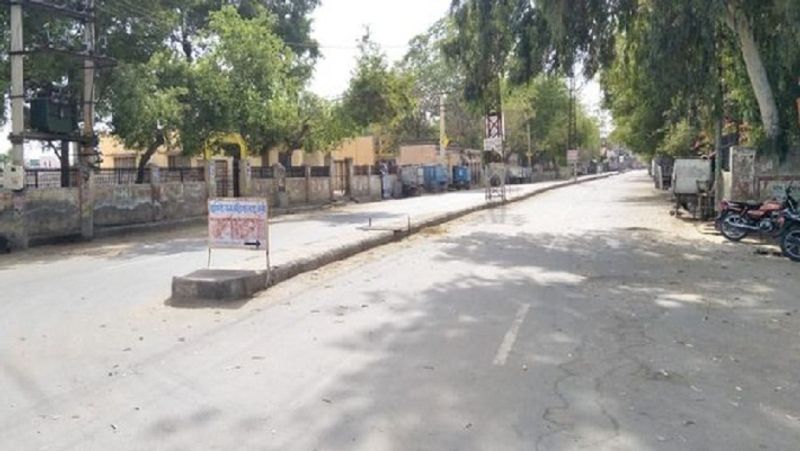 मुख्यमंत्री ने निर्देश दिया है कि भीड़ व अराजकता की स्थिति न पैदा हो पाए। एक्सप्रेसवे, हाईवे और अन्य निर्माण के संबंध में भी स्थानीय स्तर पर तय करें। (फाइल फोटो)