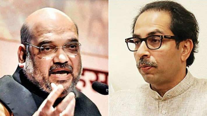 Amit Shah calls Uddhav Thackeray on Palghar mob lynching and asks for report kpn Amit Shah calls Uddhav Thackeray on Palghar mob lynching and asks for report kpn