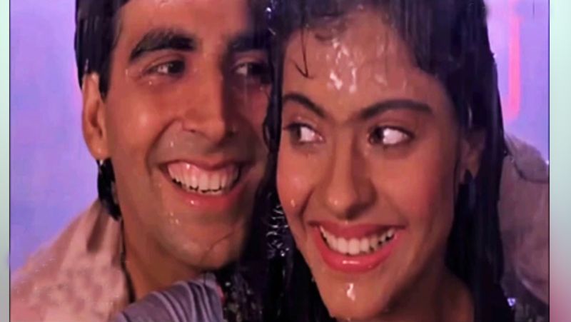अक्षय की दीवानी होने के बावजूद काजोल अक्की के साथ मात्र एक ही फिल्म में नजर आईं। ये फिल्म थी ये दिल्लगी। काजोल ने इस फिल्म में अपने करियर के शुरुआती दौर में काम किया था। इस फिल्म से पहले काजोल की बेखुदी, बाजीगर और उधार की जिंदगी रिलीज हुई थी। 